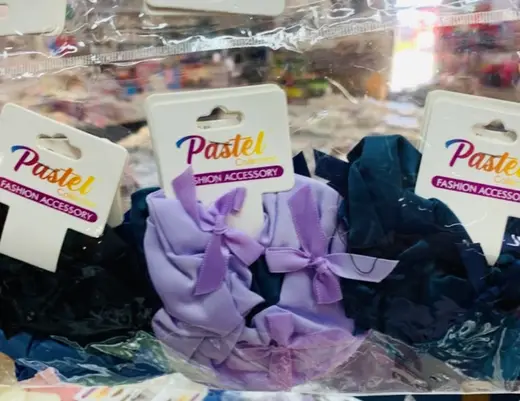 Bow scrunchies · Scrunchies con moño