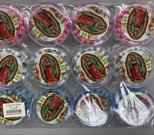Virgen de Guadalupe keepsakes · Recuerdos de la Virgen de Guadalupe